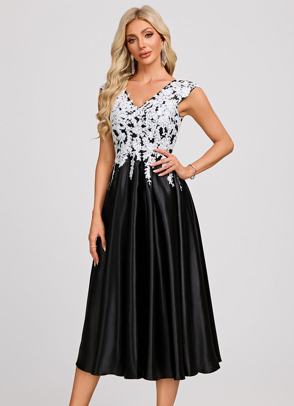 Robe Noire Chic À Broderie - gallery 4